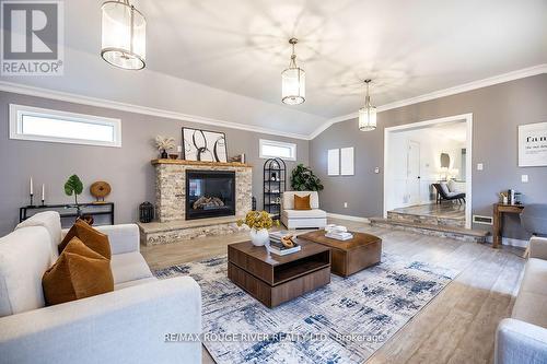 61 Townline Road N, Clarington (Courtice), ON - Indoor Photo Showing Living Room With Fireplace