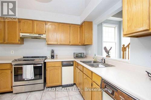 D-17 - 1663 Nash Road, Clarington, ON - Indoor Photo Showing Kitchen With Double Sink