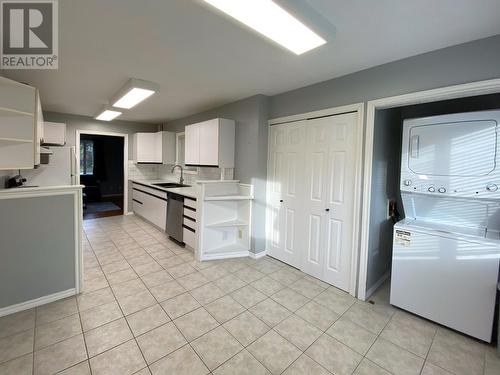 510 E 7Th Avenue, Prince Rupert, BC - Indoor Photo Showing Laundry Room