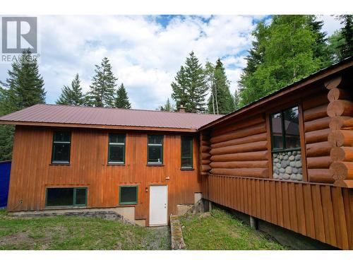 7524 Thomas Point Road, 100 Mile House, BC - Outdoor With Exterior