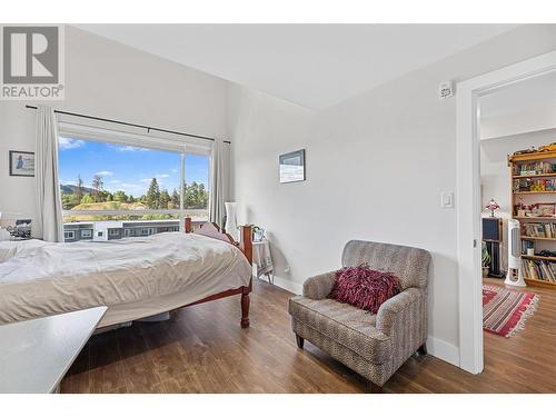 1925 Enterprise Way Unit# 606, Kelowna, BC - Indoor Photo Showing Bedroom