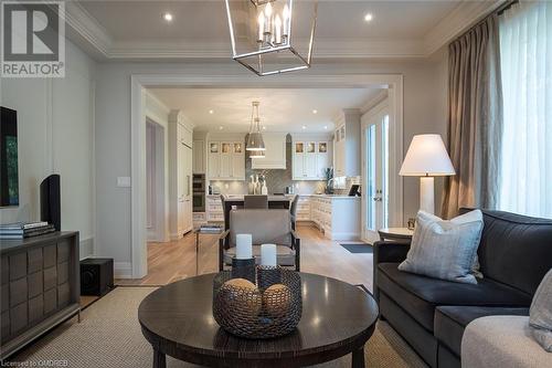 Built-in speakers. - 304 Mcgibbon Drive, Milton, ON - Indoor Photo Showing Living Room