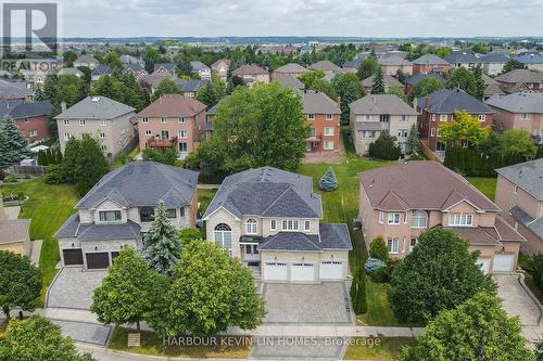 45 Henricks Crescent, Richmond Hill, ON - Outdoor