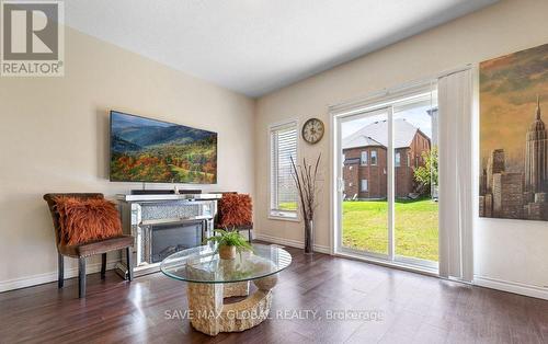 177 Isabella Drive, Orillia, ON - Indoor Photo Showing Living Room With Fireplace