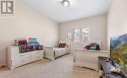 177 Isabella Drive, Orillia, ON - Indoor Photo Showing Bedroom