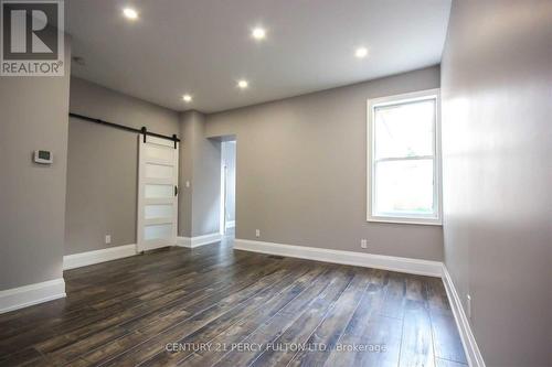 58 Burton Street, Hamilton, ON - Indoor Photo Showing Other Room