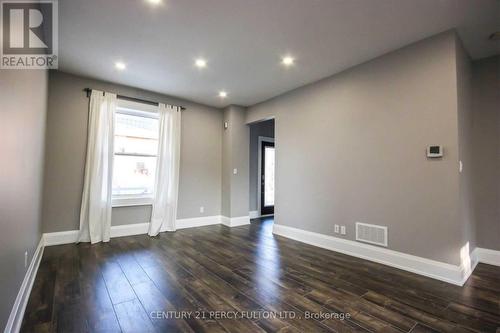 58 Burton Street, Hamilton, ON - Indoor Photo Showing Other Room