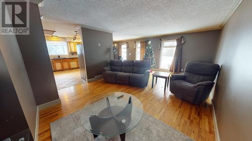 10603 104 Street, Fort St. John, BC - Indoor Photo Showing Living Room