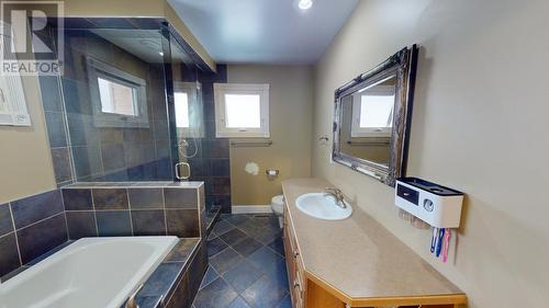 10603 104 Street, Fort St. John, BC - Indoor Photo Showing Bathroom