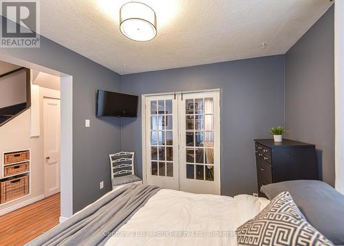 694 Quebec Street, Midland, ON - Indoor Photo Showing Bedroom