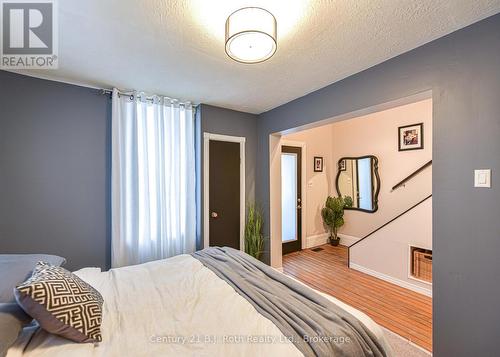 694 Quebec Street, Midland, ON - Indoor Photo Showing Bedroom