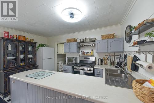 694 Quebec Street, Midland, ON - Indoor Photo Showing Kitchen With Double Sink