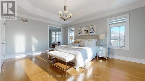 100 Virtue Crescent, Vaughan, ON - Indoor Photo Showing Bedroom