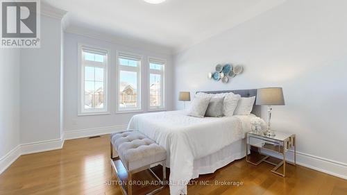 100 Virtue Crescent, Vaughan, ON - Indoor Photo Showing Bedroom