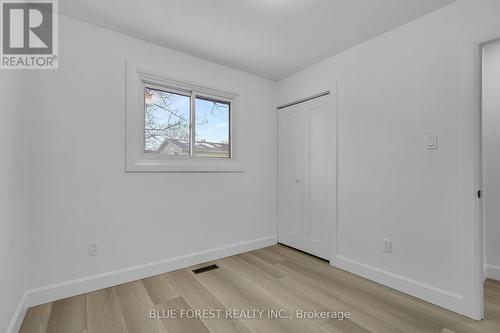 30 Baseline Road E, London, ON - Indoor Photo Showing Other Room