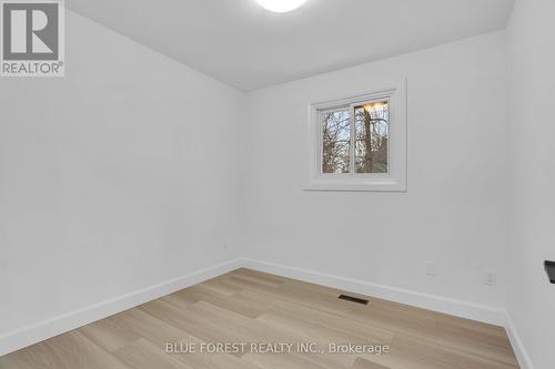 30 Baseline Road E, London, ON - Indoor Photo Showing Other Room