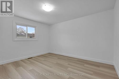 30 Baseline Road E, London, ON - Indoor Photo Showing Other Room