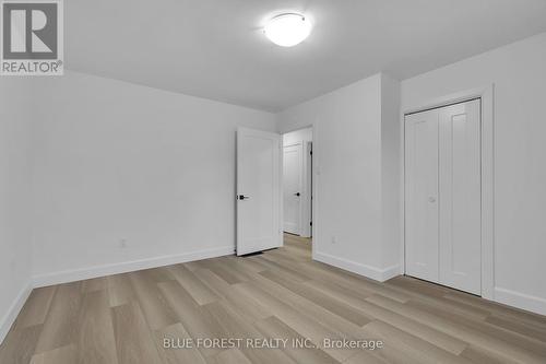 30 Baseline Road E, London, ON - Indoor Photo Showing Other Room