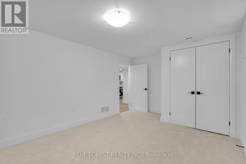 30 Baseline Road E, London, ON - Indoor Photo Showing Other Room