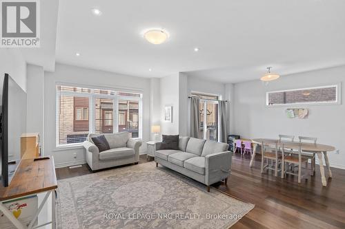 17 - 5000 Connor Drive, Lincoln (982 - Beamsville), ON - Indoor Photo Showing Living Room