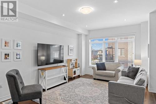 17 - 5000 Connor Drive, Lincoln (982 - Beamsville), ON - Indoor Photo Showing Living Room