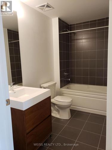 501 - 1 Climo Lane, Markham, ON - Indoor Photo Showing Bathroom