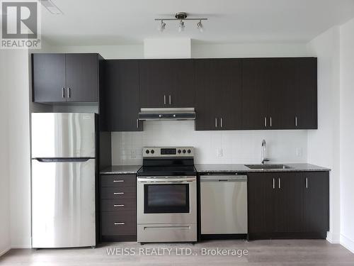 501 - 1 Climo Lane, Markham, ON - Indoor Photo Showing Kitchen With Stainless Steel Kitchen