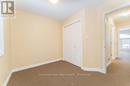 16 - 37 Silver Street, Huntsville (Chaffey), ON - Indoor Photo Showing Other Room