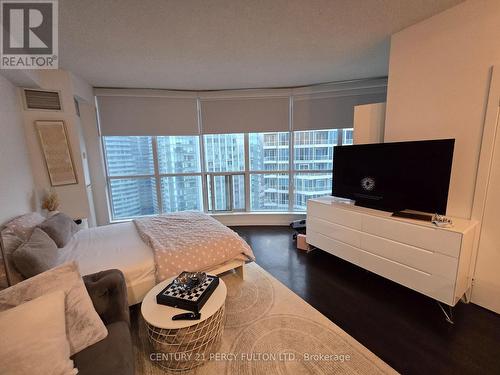 3401 - 208 Queens Quay W, Toronto, ON - Indoor