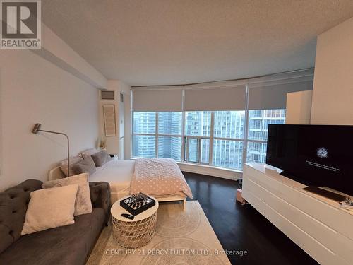 3401 - 208 Queens Quay W, Toronto, ON - Indoor