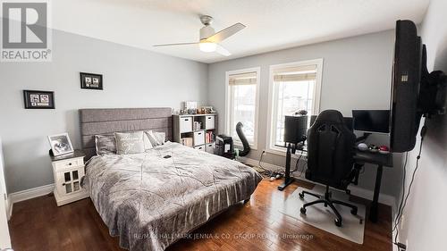 226 Marjan Crescent, Ottawa, ON - Indoor Photo Showing Bedroom