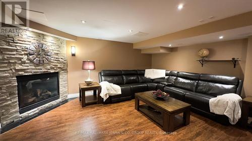 226 Marjan Crescent, Ottawa, ON - Indoor Photo Showing Living Room With Fireplace