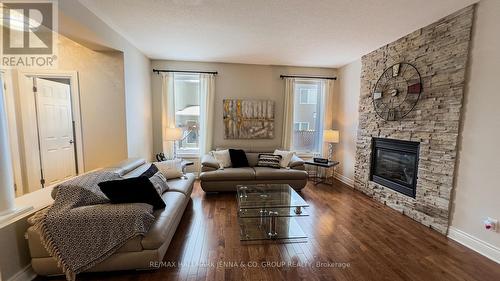 226 Marjan Crescent, Ottawa, ON - Indoor Photo Showing Living Room With Fireplace