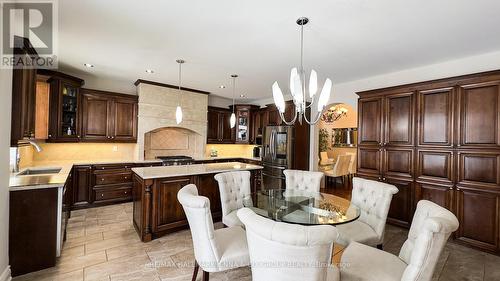 226 Marjan Crescent, Ottawa, ON - Indoor Photo Showing Dining Room