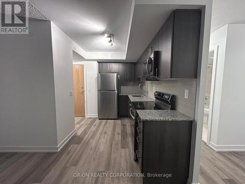 1405 - 1435 Celebration Drive, Pickering, ON - Indoor Photo Showing Kitchen