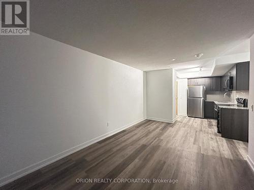 1405 - 1435 Celebration Drive, Pickering, ON - Indoor Photo Showing Kitchen