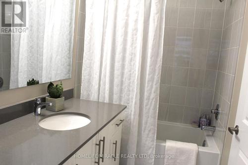 3 Elkington Crescent, Whitby, ON - Indoor Photo Showing Bathroom