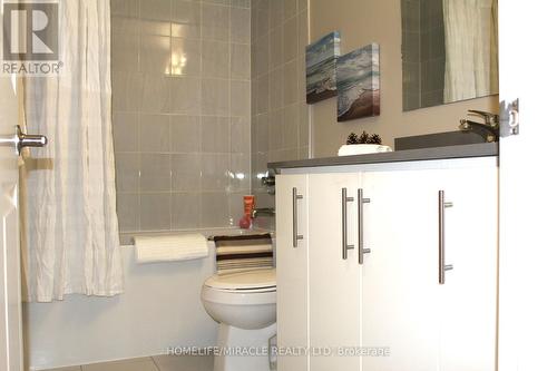 3 Elkington Crescent, Whitby, ON - Indoor Photo Showing Bathroom