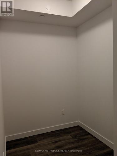 1504 - 8 Eglinton Avenue E, Toronto, ON - Indoor Photo Showing Other Room