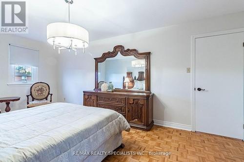 96 Nipissing Crescent, Brampton, ON - Indoor Photo Showing Bedroom