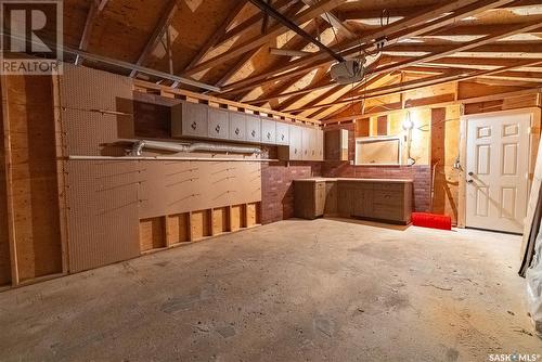 401 St Laurent Crescent, Saskatoon, SK - Indoor Photo Showing Basement