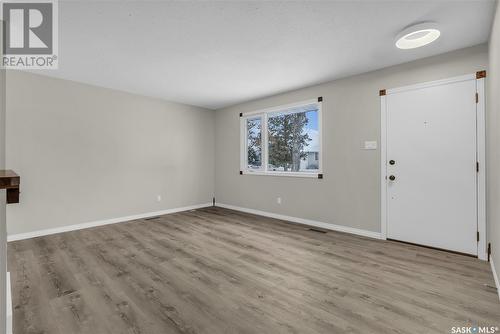 401 St Laurent Crescent, Saskatoon, SK - Indoor Photo Showing Other Room