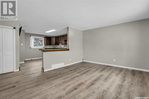 401 St Laurent Crescent, Saskatoon, SK - Indoor Photo Showing Other Room