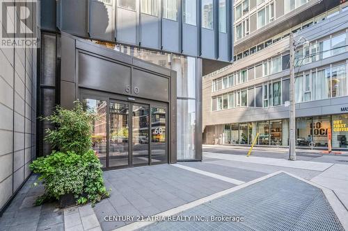 2711 - 60 Shuter Street, Toronto, ON - Outdoor