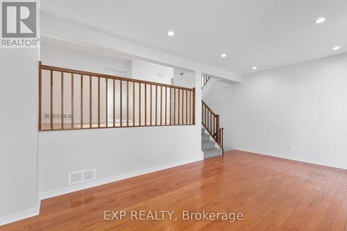 313 Knudson Drive, Ottawa, ON - Indoor Photo Showing Other Room