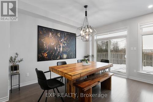 617 Sora Way, Ottawa, ON - Indoor Photo Showing Dining Room