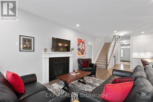 617 Sora Way, Ottawa, ON - Indoor Photo Showing Living Room With Fireplace