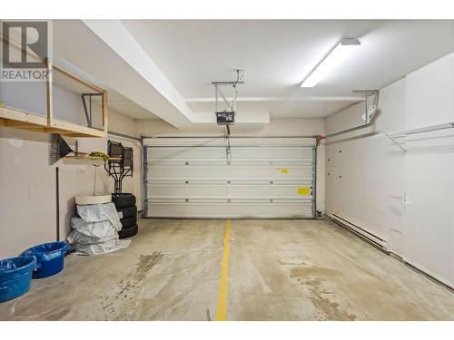 153 Snowsell Street Unit# 1, Kelowna, BC - Indoor Photo Showing Garage