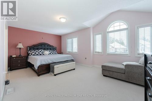 51 Prosser Crescent, Georgina, ON - Indoor Photo Showing Bedroom