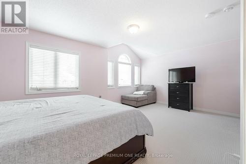 51 Prosser Crescent, Georgina, ON - Indoor Photo Showing Bedroom